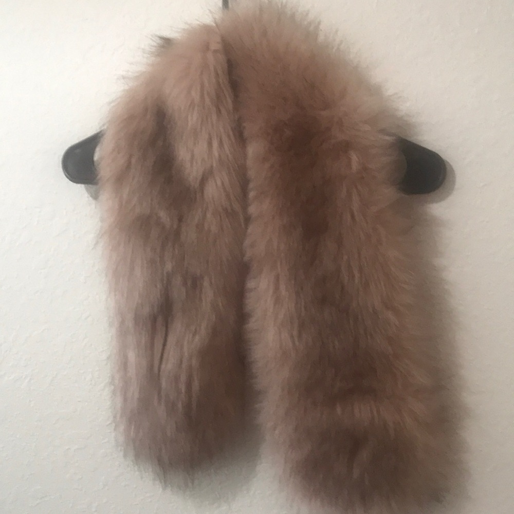 Faux Fur Scarf!